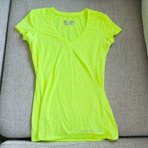 Under Armour women’s neon athletic top size xs